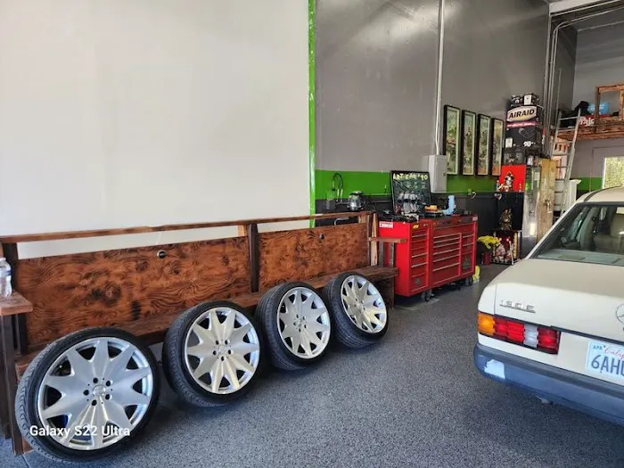 Manteiv Smog Check 8