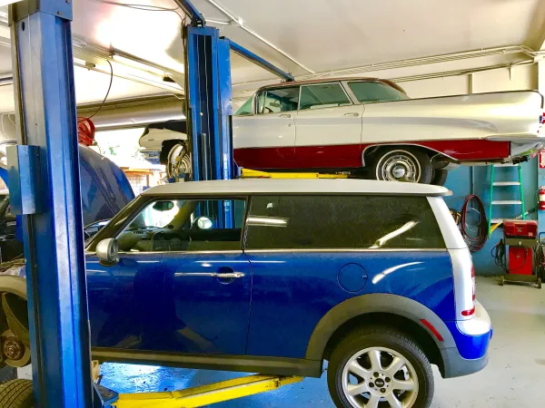 Leale's Auto & Transmission Repair 7
