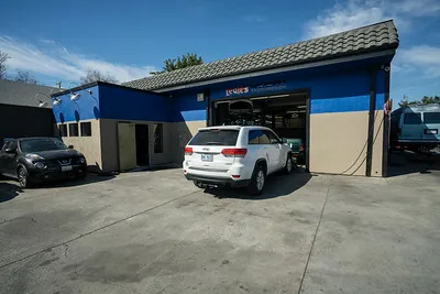 Leale's Auto & Transmission Repair 2