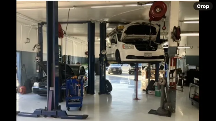 Leale's Auto & Transmission Repair 9