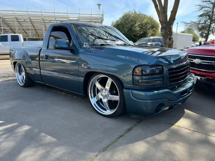 J C Customize Body Shop 8