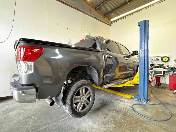 Nate's Auto Shop 8