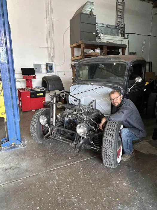 Nate's Auto Shop 9