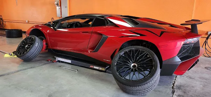 a VIP Tires 2. Vo xe. llantas 1