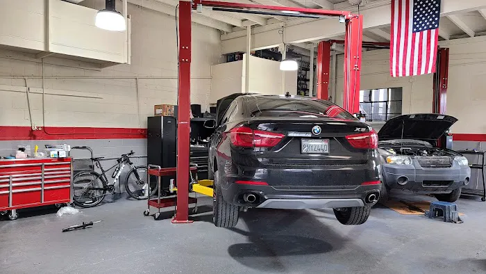 DNT Automotive 1