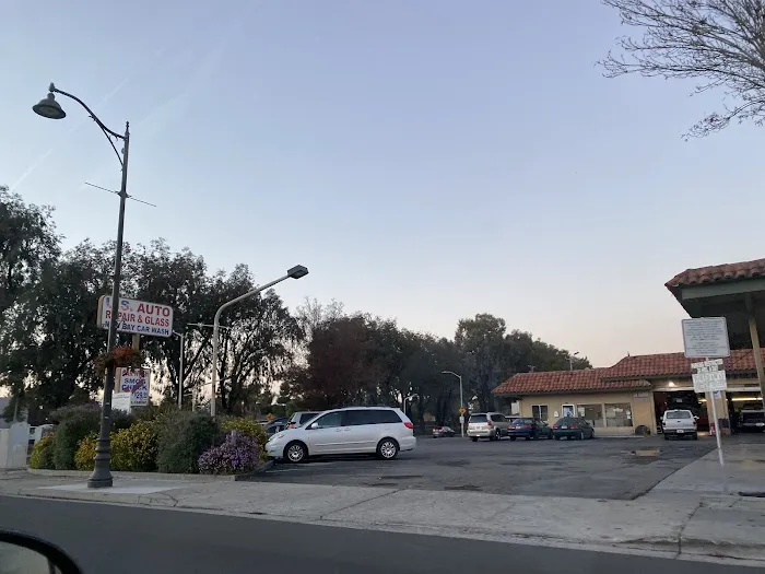 US Auto Repair & Glass 0