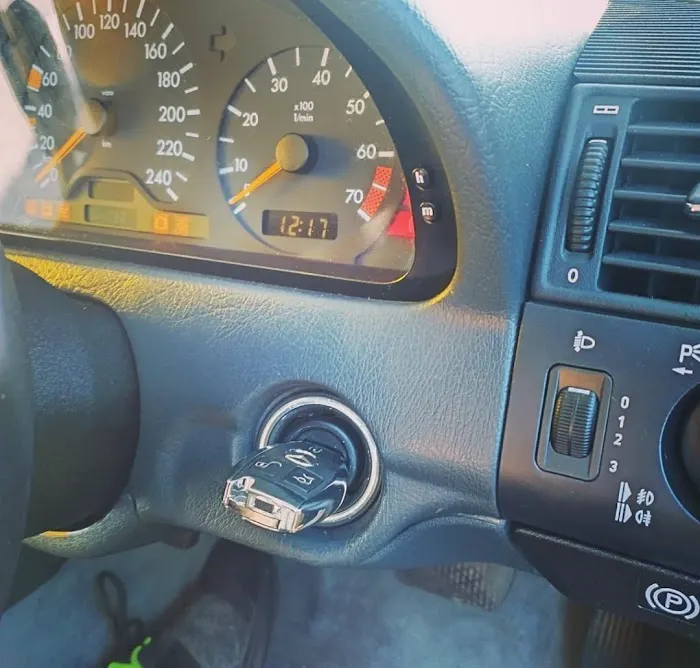 Glen ECU Programming & Car Key 0