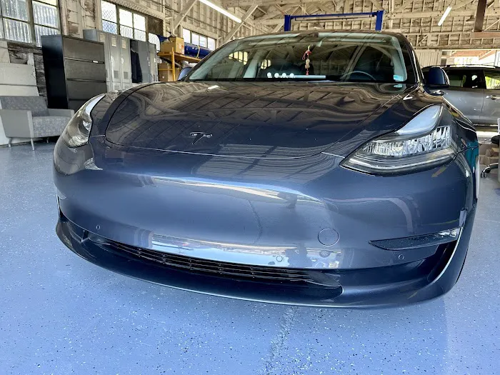 Y&C Auto Body Shop 1