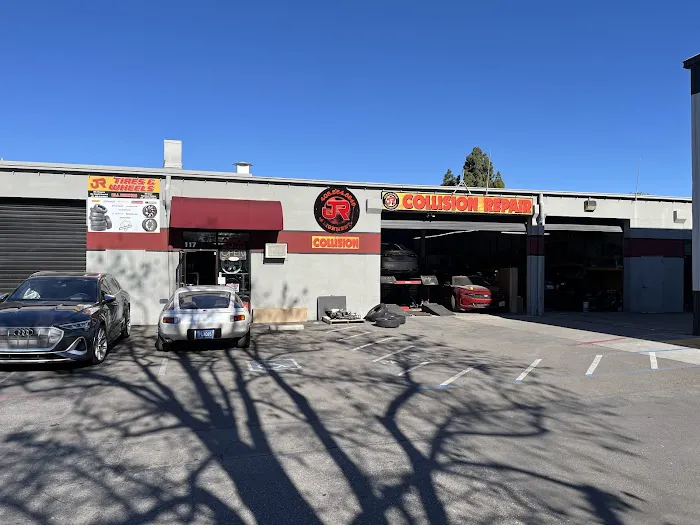 Bloom Auto Collision & Repair 8