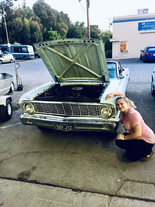 Davis Auto & Truck Repair 6