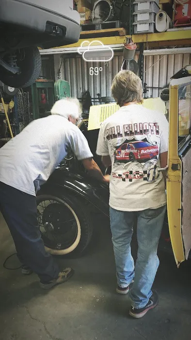 Davis Auto & Truck Repair 8