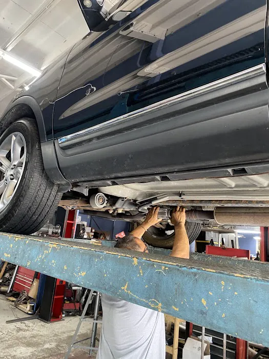 Uribe Muffler & Auto Glass 6