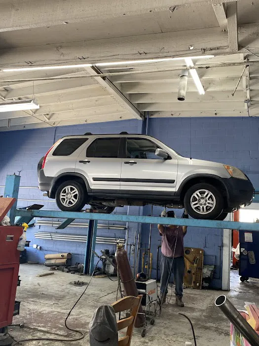 Uribe Muffler & Auto Glass 1