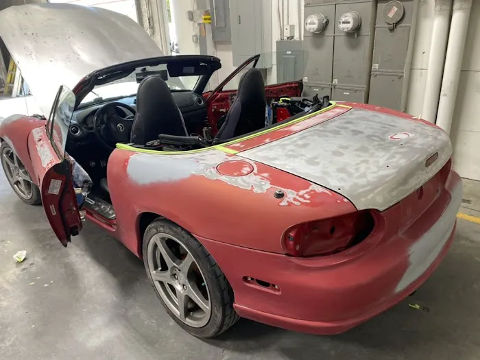 DG Auto Body & Paint Inc 9