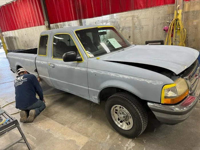 DG Auto Body & Paint Inc 7