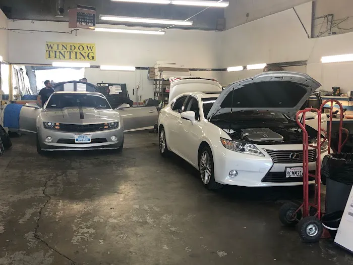 Car Sound Security & Safety / Window Tinting 0
