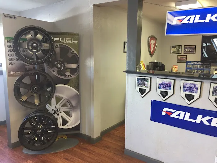 Bruce's Tire & Auto Service 4
