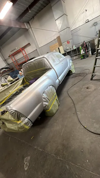 A & G Truck Body Repair 1