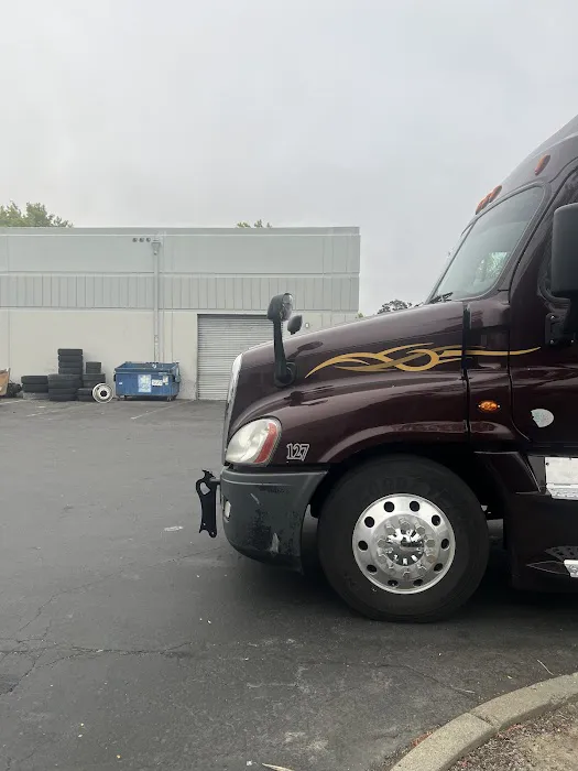 Thiel's Commercial Tire Service 2