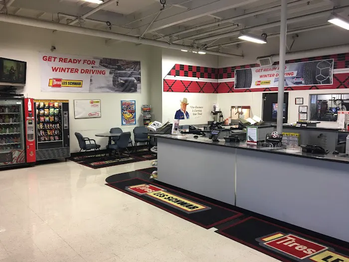 Les Schwab Tire Center 5
