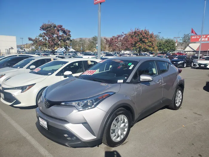 Envision Toyota Service Center 8