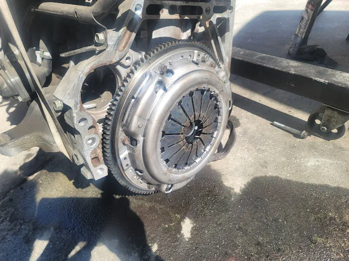 Mauricio's Auto Repair 6