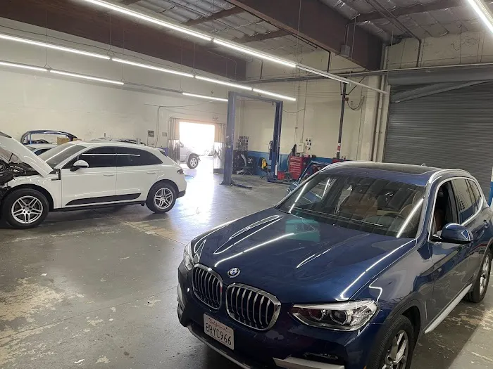 White Oaks Auto Body 2