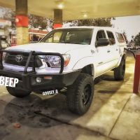 Ben Lifted 4 Wheel Drive & Hitch