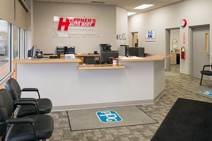 Heppner's Auto Body - 7th Street 0
