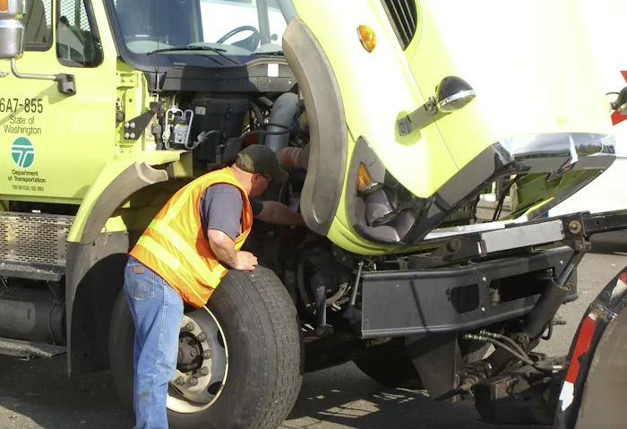 St. Paul Truck & Trailer Repair 2
