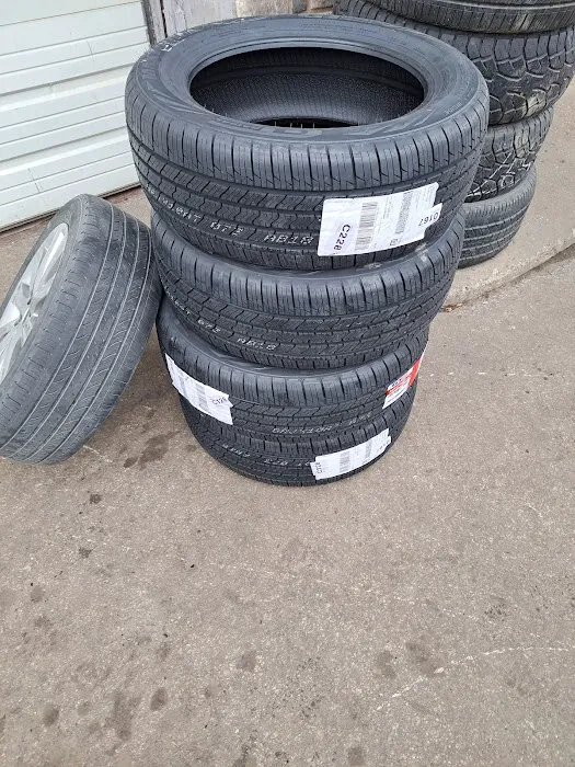 Gomez II Tire Shop 1