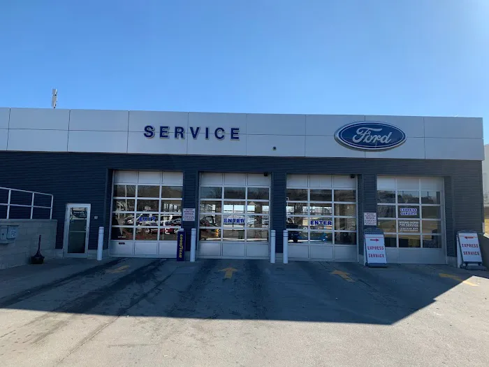 Service Center - Charles Gabus Ford 0