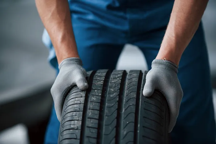 Jones' Tire and Services 1