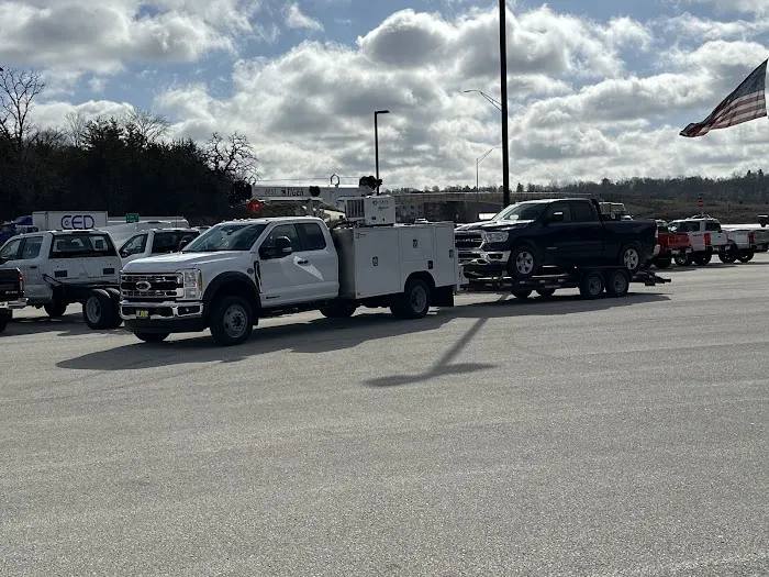 Decorah Ford Service 3