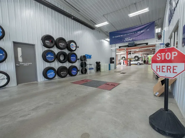 Decorah Ford Service 9