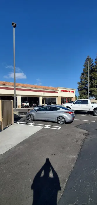 America's Tire 8