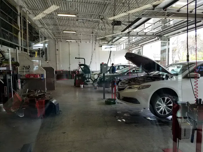 Les Schwab Tire Center 3