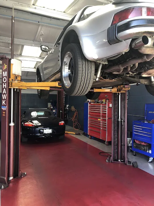 Siegfried's Motors 1