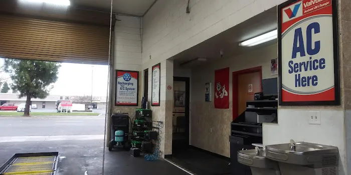 Valvoline Instant Oil Change 9