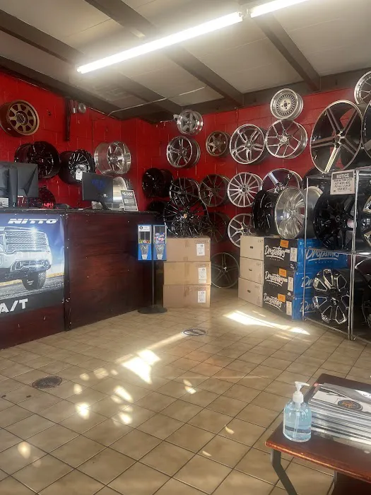 West Coast Wheels & Tires - Tire Shop in Fresno, CA 4