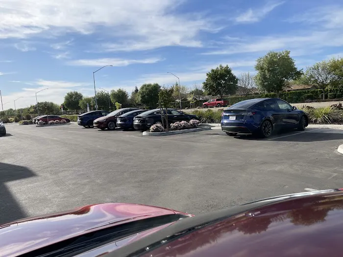 Tesla Service Center 9