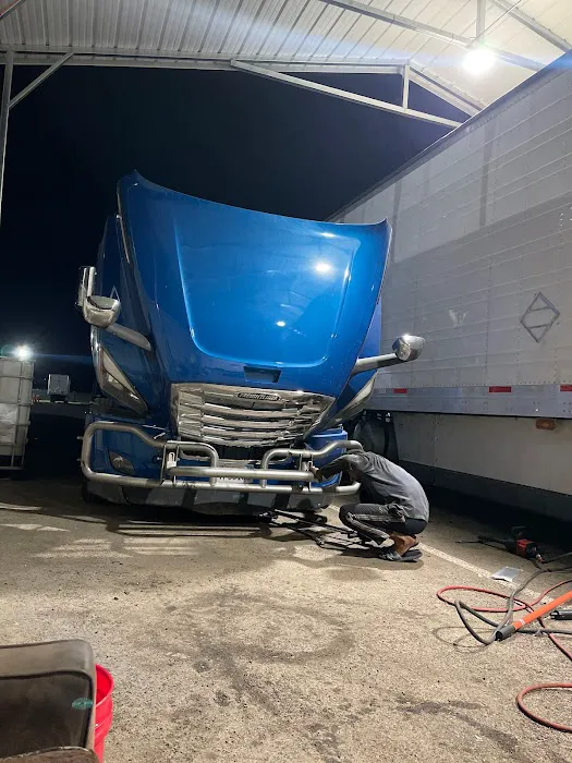 Gopi Truck and Trailer Repair Shop 3
