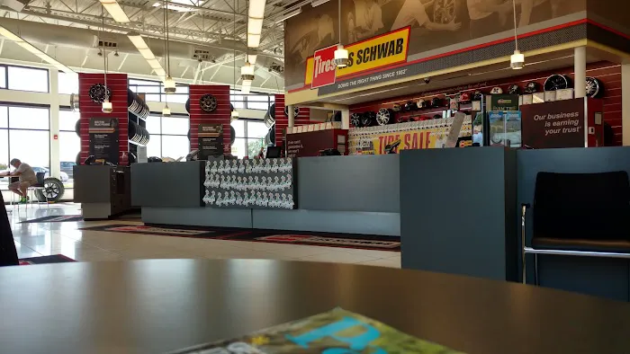 Les Schwab Tire Center 4