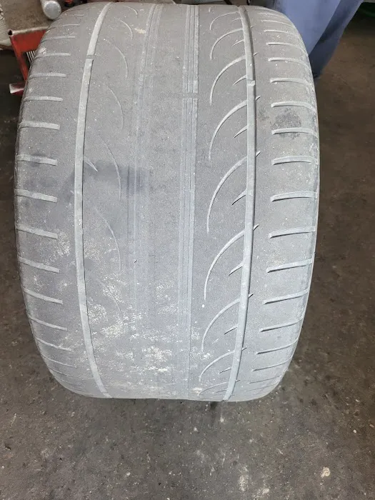Joel's Tire Shop 4