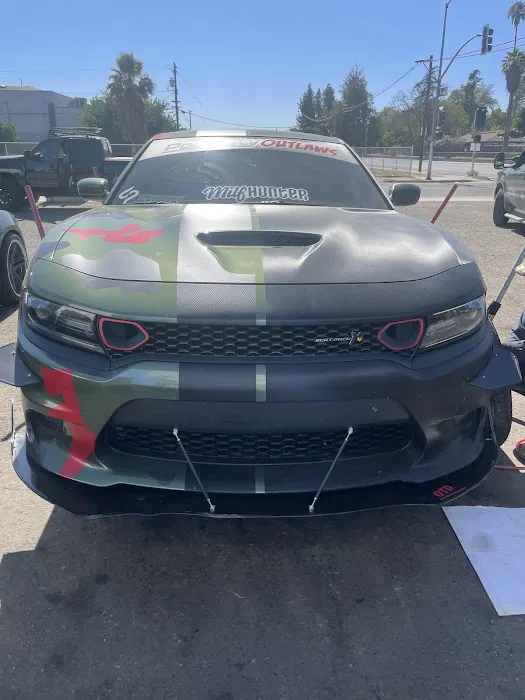 Luis tires 0