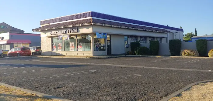 Discount Tire & Service Centers 5