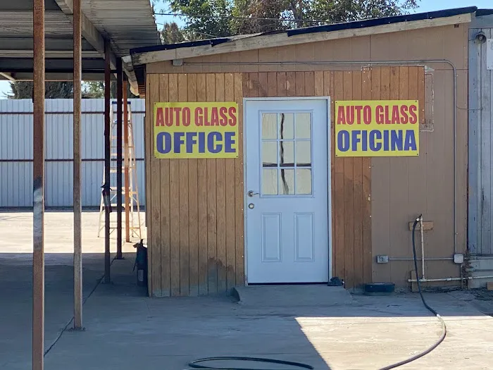 Fresno Auto Glass Repair & Window Tint Shop 5