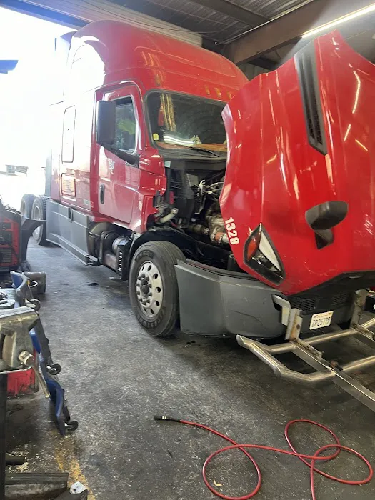 T&J TRUCK TRAILER REPAIR AND ALIGNMENT 24/7 ROAD SERVICE 9