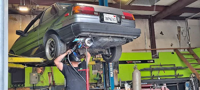Muffler Kings 4