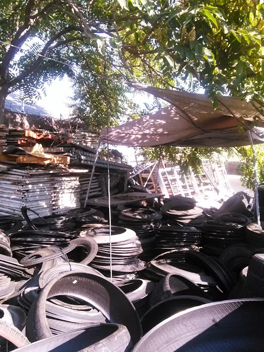 Azteca Tires 1